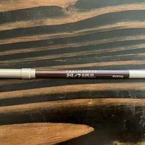Urban Decay 24/7 Eye Pencil in Deep Plum